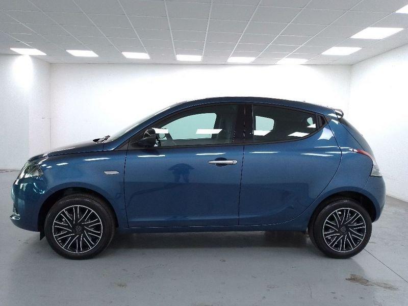 Lancia Ypsilon 1.0 firefly hybrid Gold s e s 70cv 5p.ti