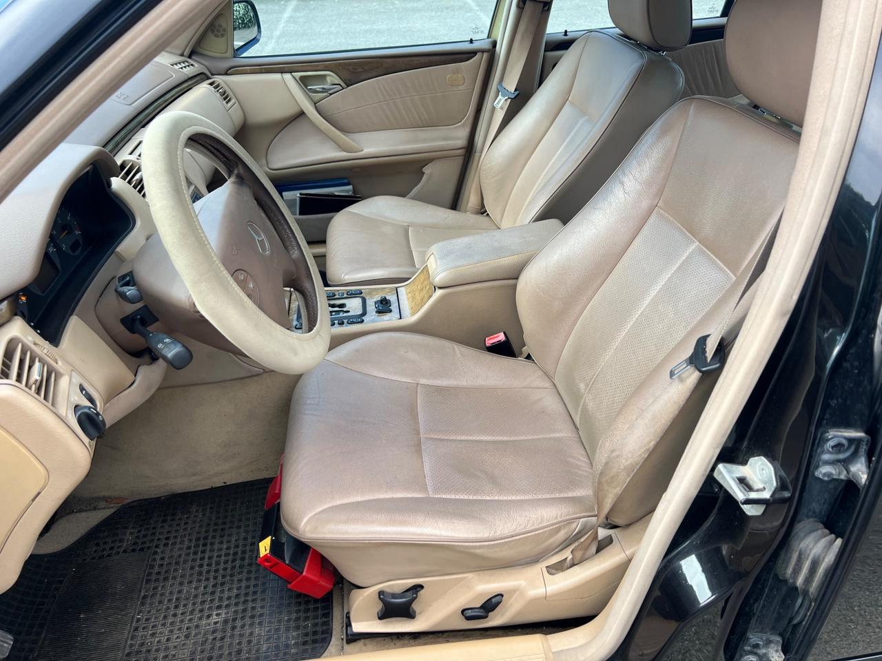 Mercedes-benz E 270 CDI cat Avantgarde