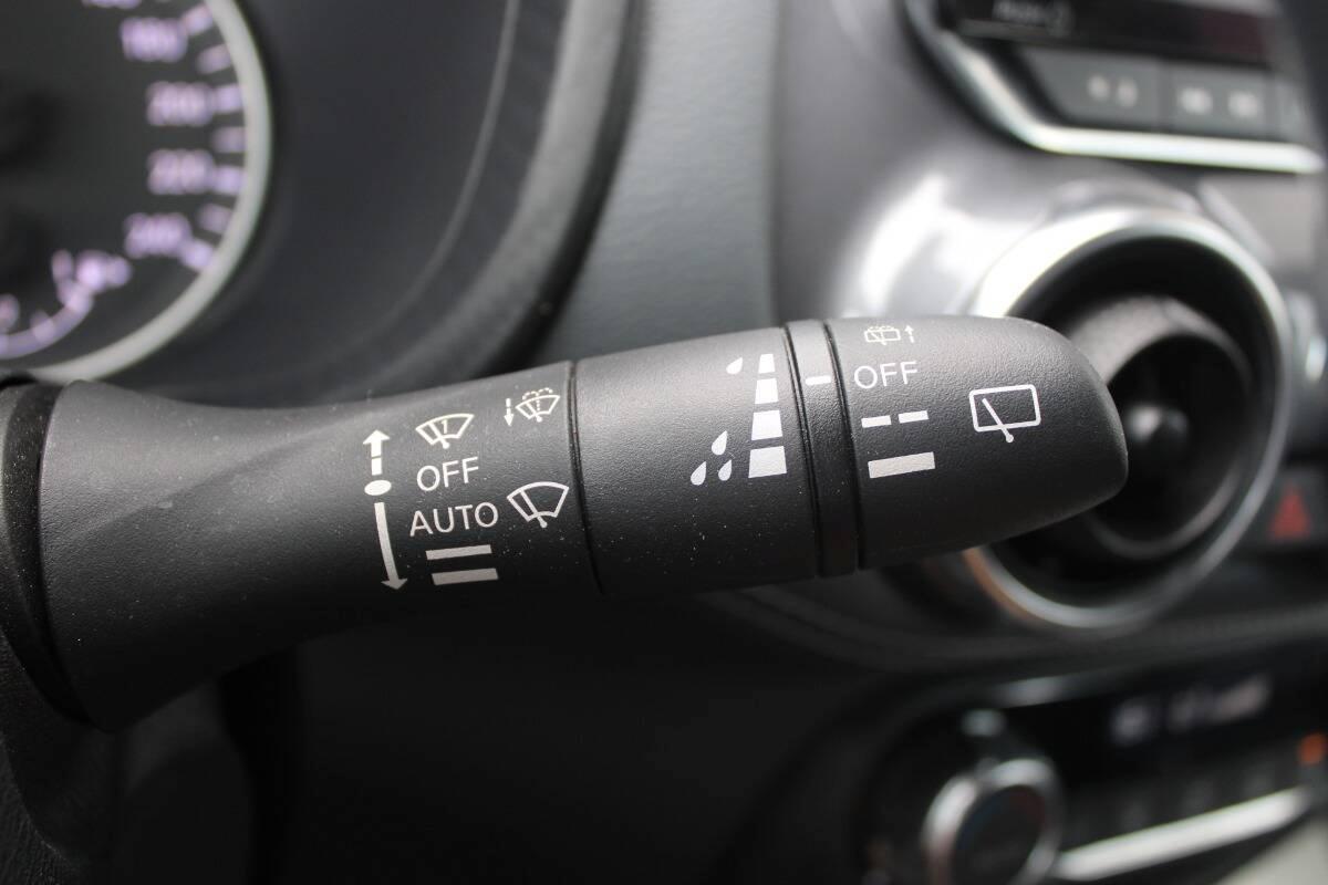 Nissan Juke 1.0 dig-t N-Connecta 114cv con Telecam e CarPlay