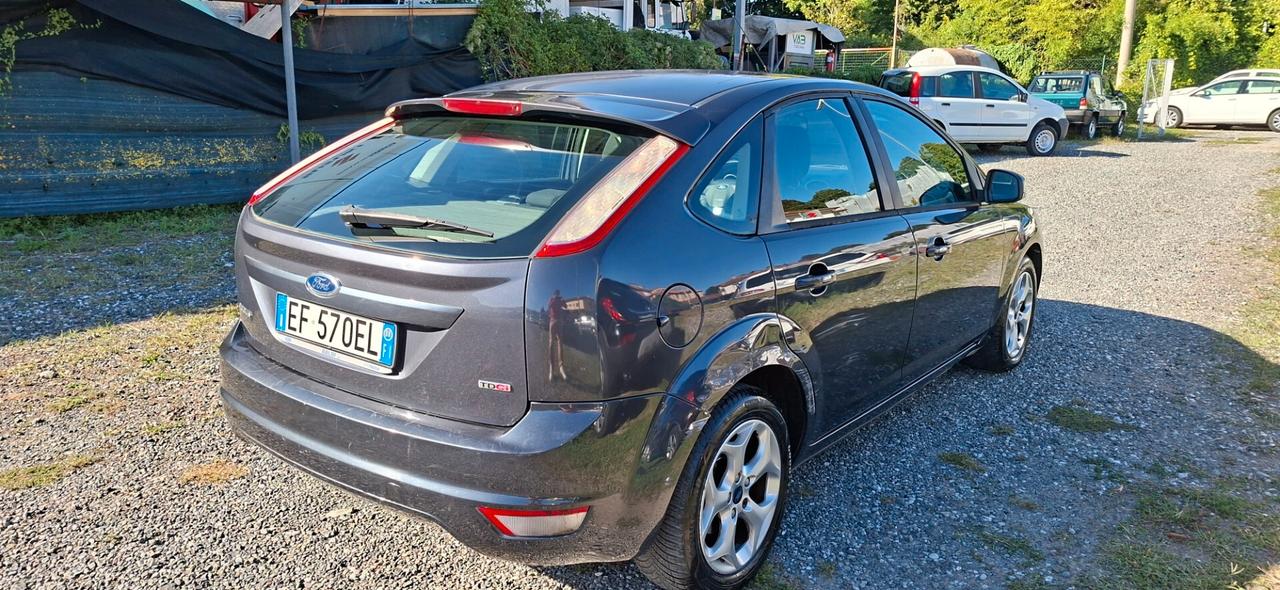 Ford Focus 1.6 TDCi (110CV) 5p. Tit. DPF