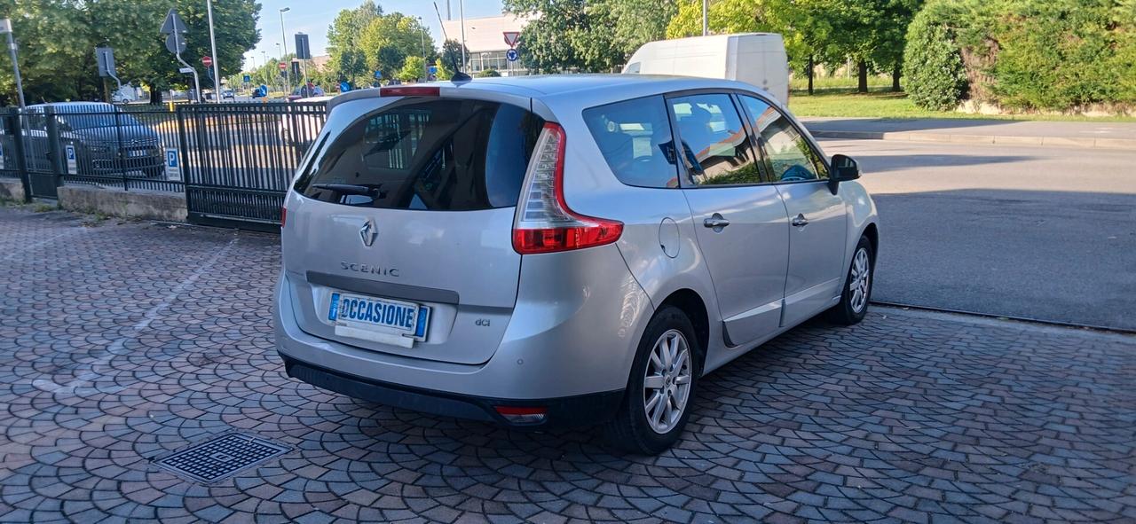 Renault Gran Scenic 7 posti neopatentati