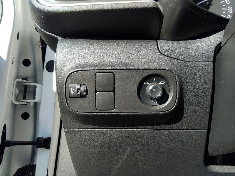 Citroën C3 III 2017 1.2 puretech Shine s&s 83cv