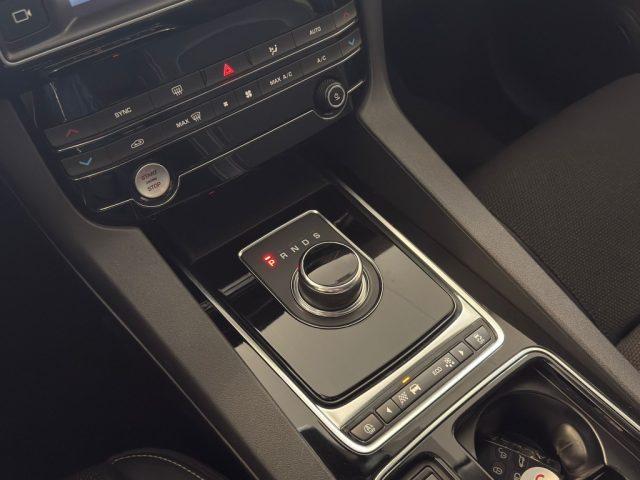 JAGUAR F-Pace 20d R-Sport HUNDRED # 11 OF 100