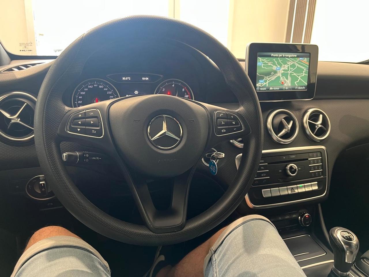 Mercedes-benz A 180 d Business