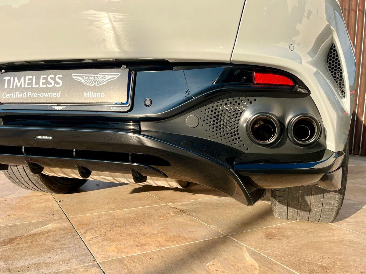 ASTON MARTIN DBX707 4.0 auto