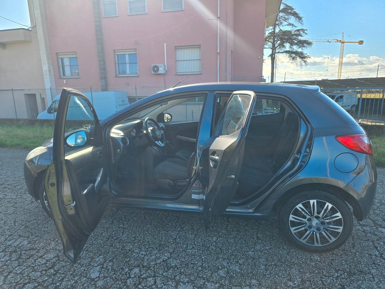 Mazda 2 1.4 DIESEL Con GARANZIA-NEOPATENTATI