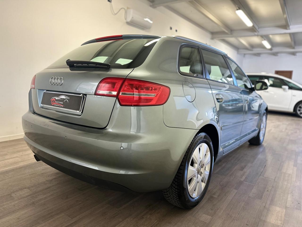 Audi A3 SPB 1.6 S tronic Attraction AUTOMATICA