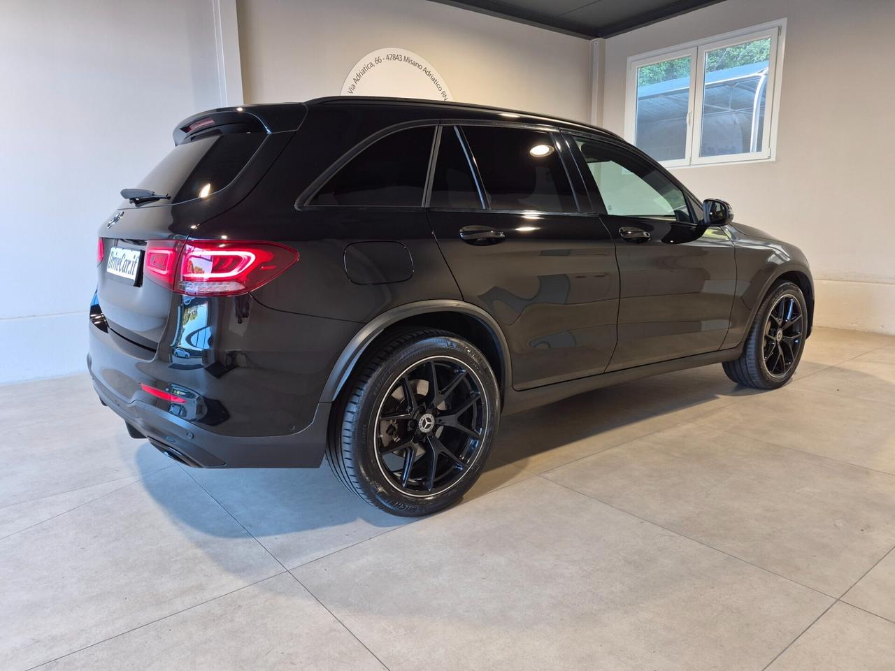 Mercedes-Benz GLC 220 D PREMIUM AMG 4MATIC AUTOMATICA LED NAVI APPLE CAR PLAY/ANDROID AUTO SEDILI ELETTRICI RISCALDABILI RETROCAMERA BLACK PACK