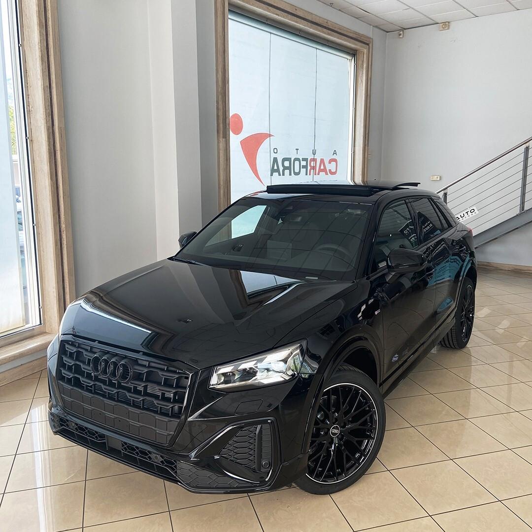 Audi Q2 35 TDI S tronic Identity Black tetto apribile