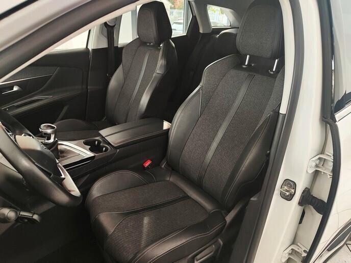 Peugeot 3008 BlueHDi 130 S&S Allure