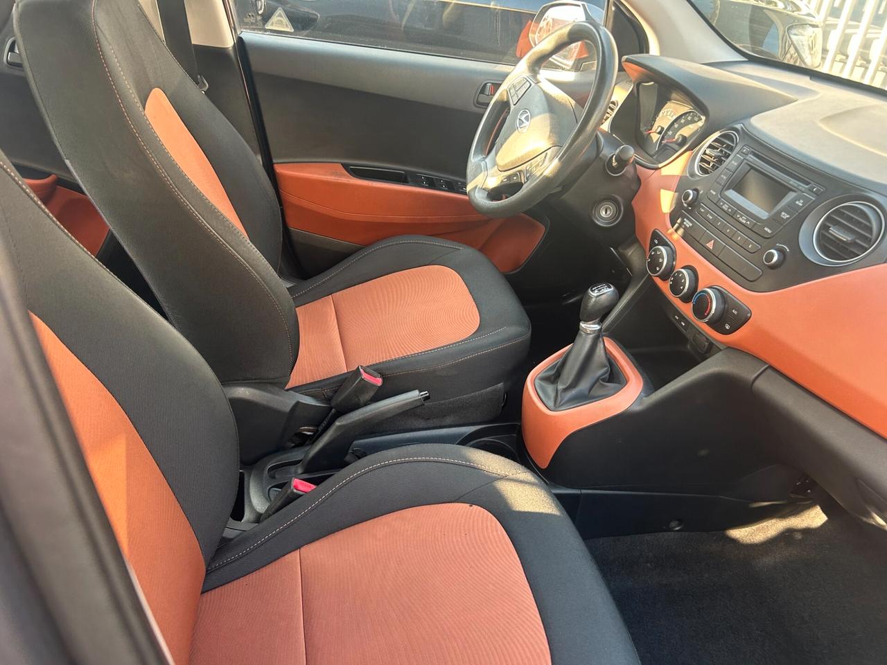 Hyundai i10 1.0 MPI Sound Edition