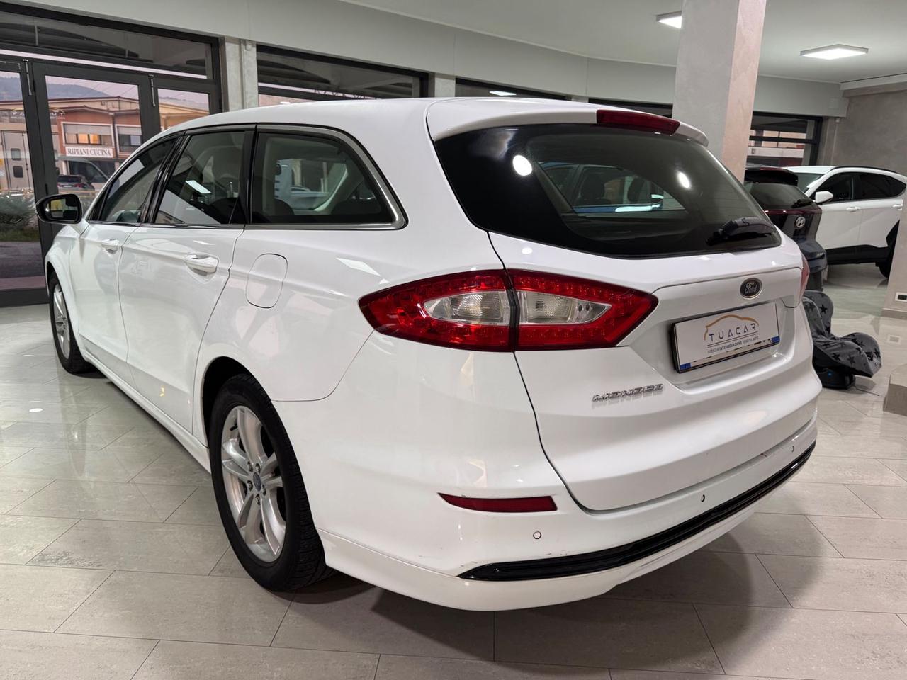 Ford Mondeo titanium 2.0 TDCi