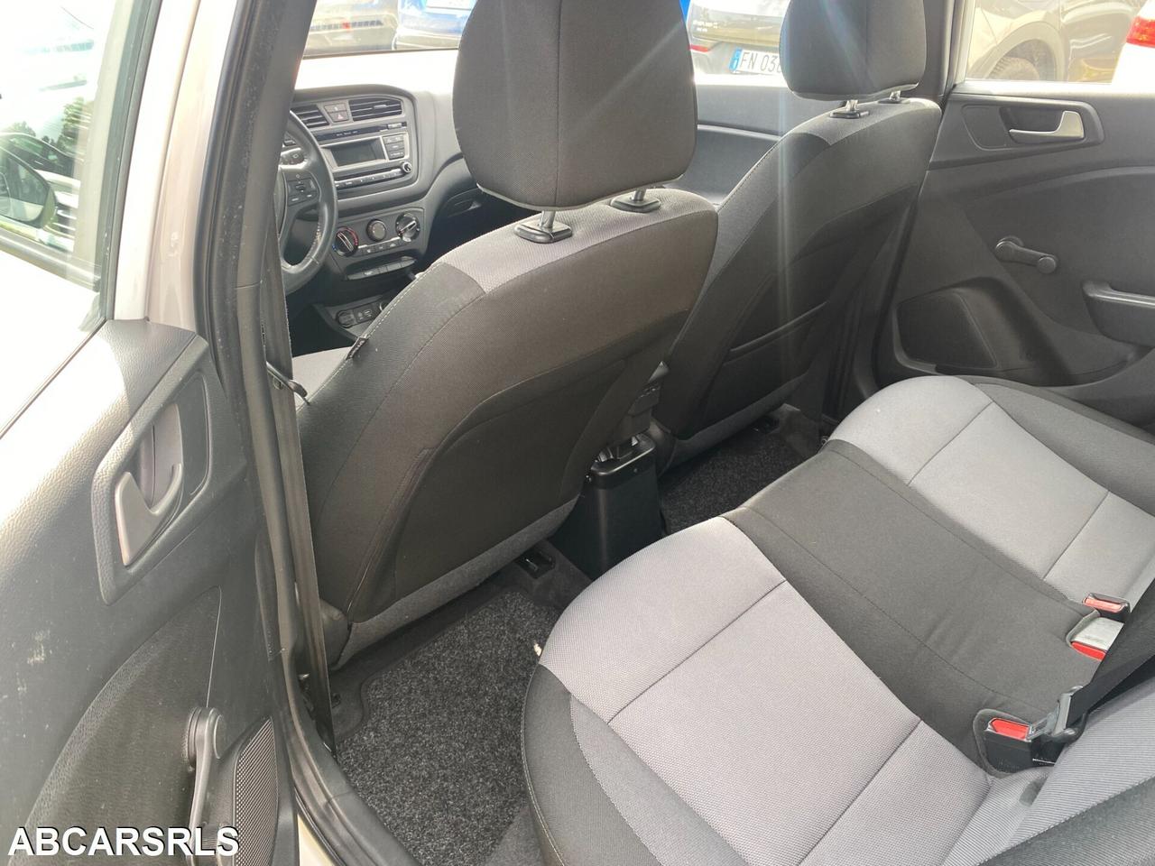 HYUNDAI - i20 - 1.2 GPL 5p. Blackline - NEOPATENTA