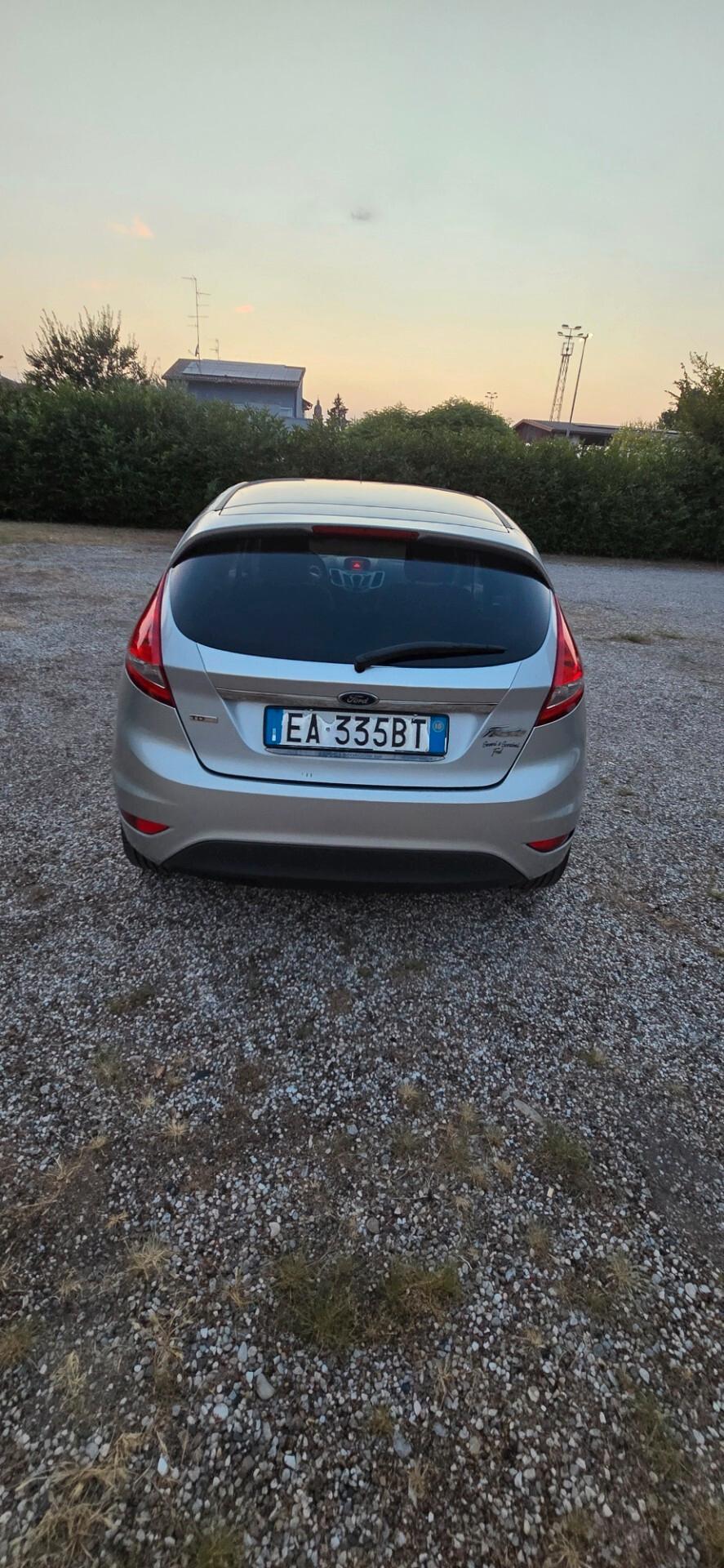Ford Fiesta 1.4 tdci Titanium 5p