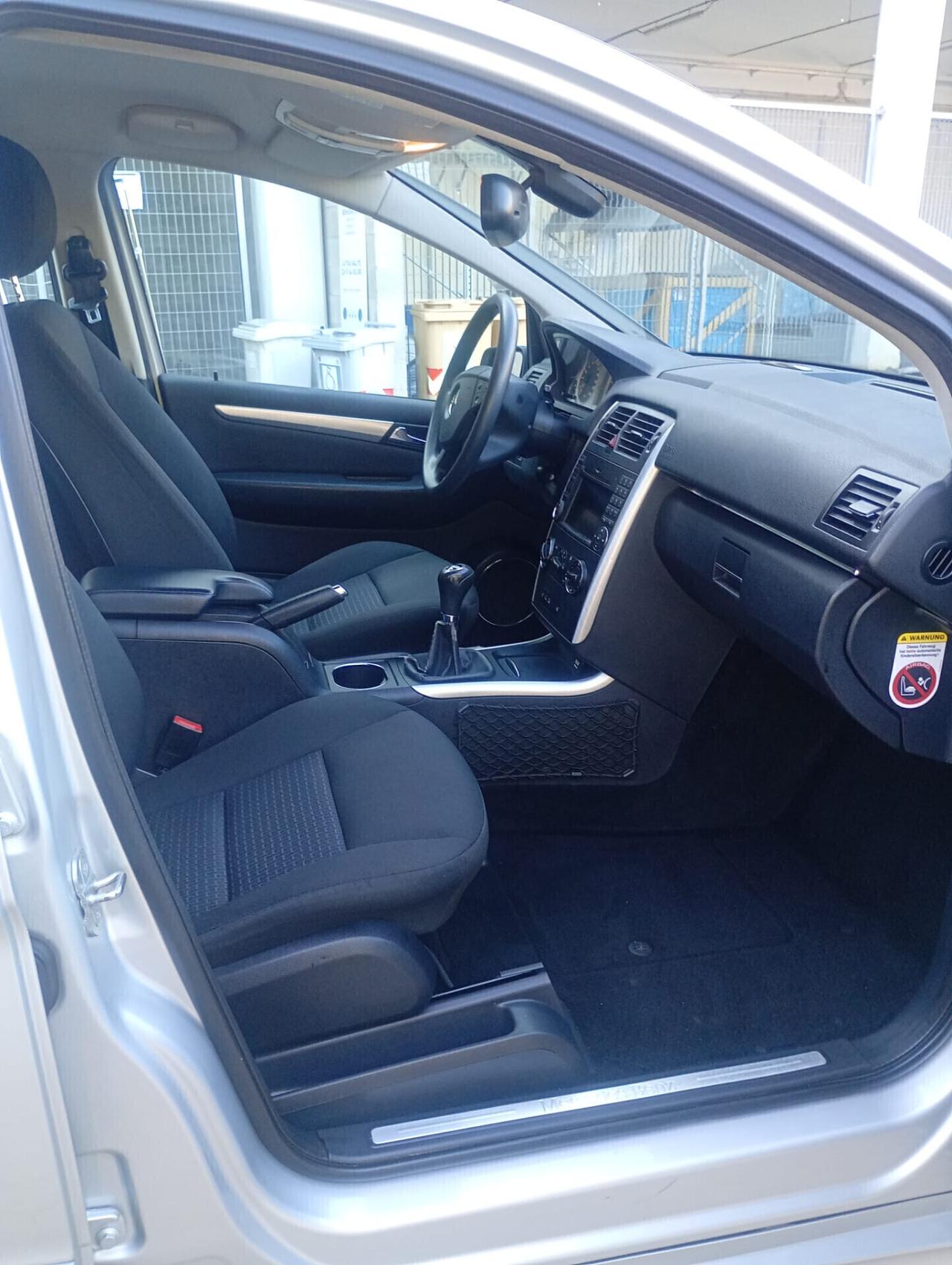 Mercedes-benz B 180 - APERTI AD AGOSTO