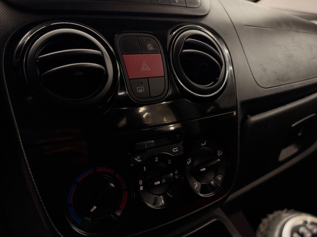 Fiat Qubo 1.3 MJT 95CV Trekking Full Opt