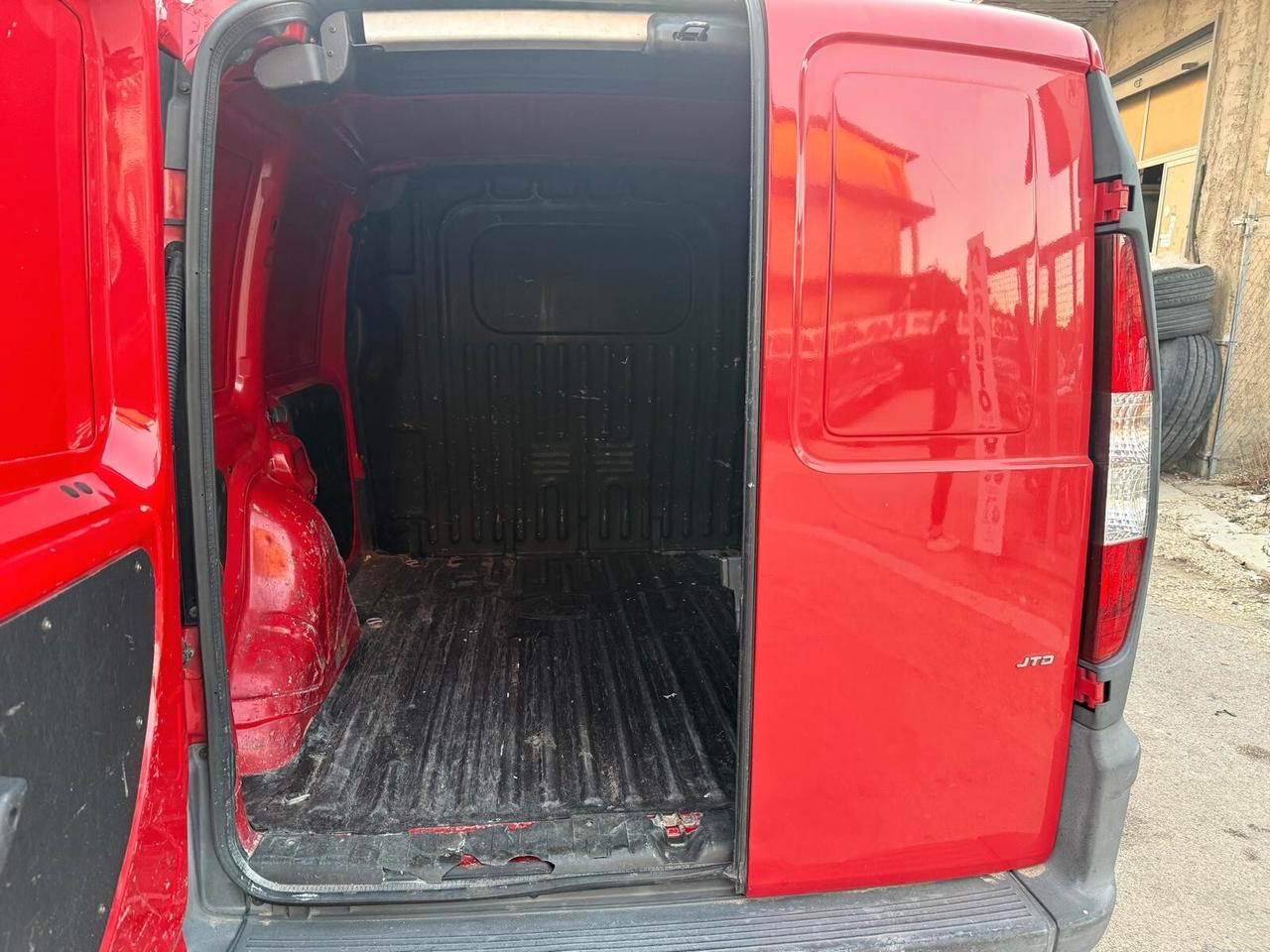 Fiat Doblo 1.9 JTD cat Cargo Lamierato