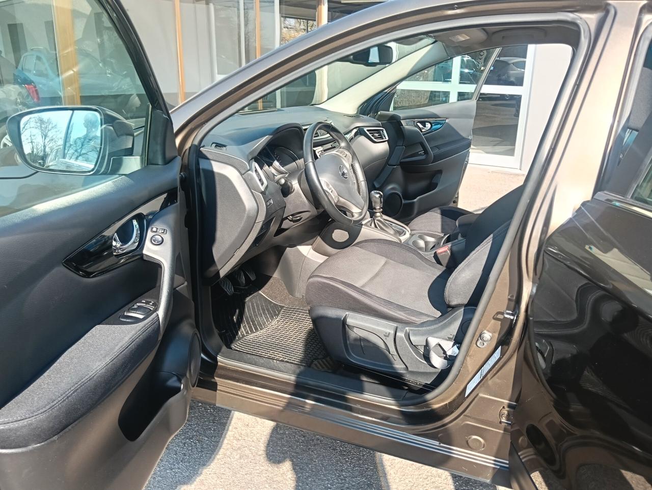 Nissan Qashqai 1.5 dCi DPF Tekna