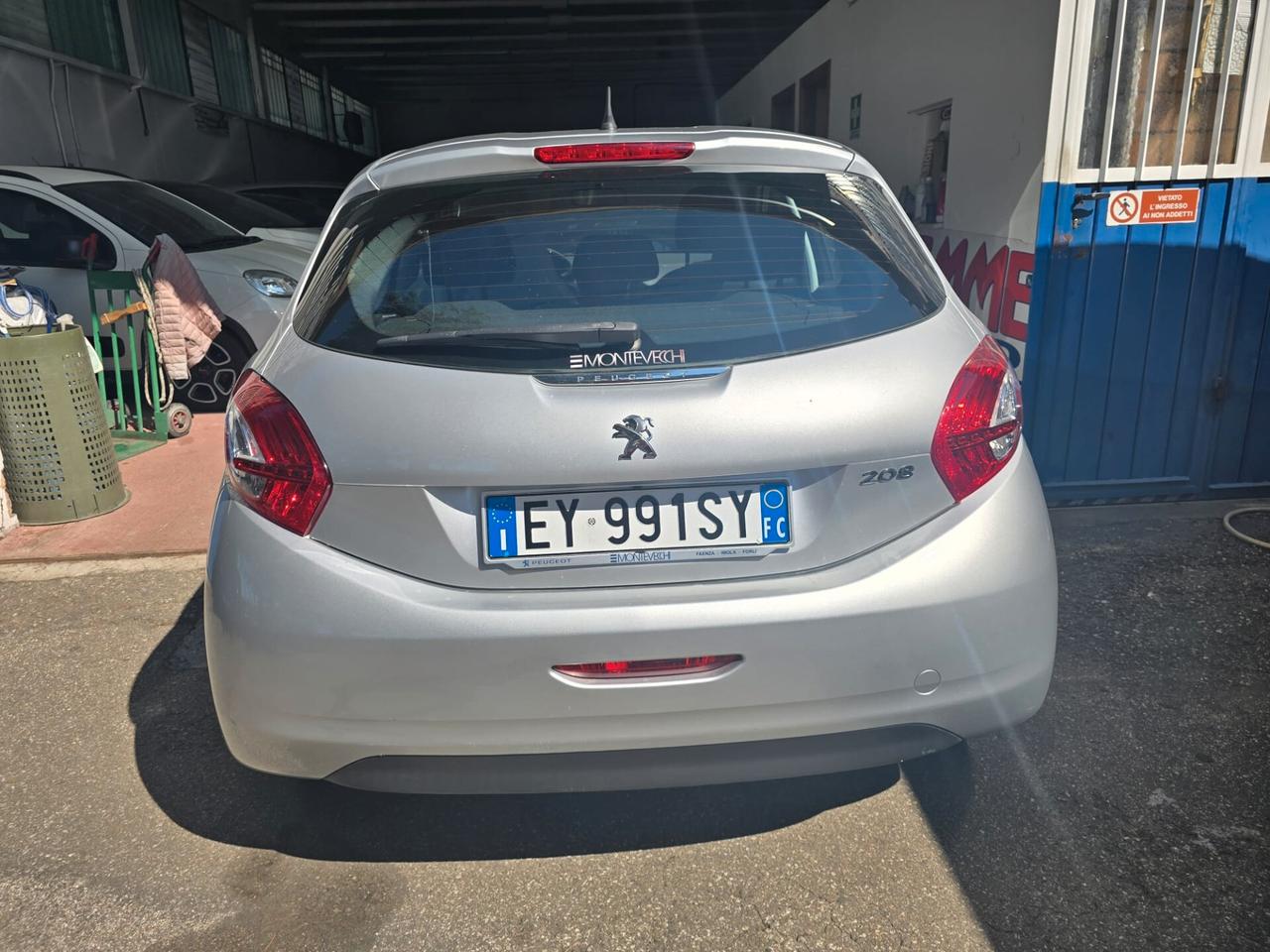 Peugeot 208 1.4 VTi 95 CV 5p. GPL Access 99,,00