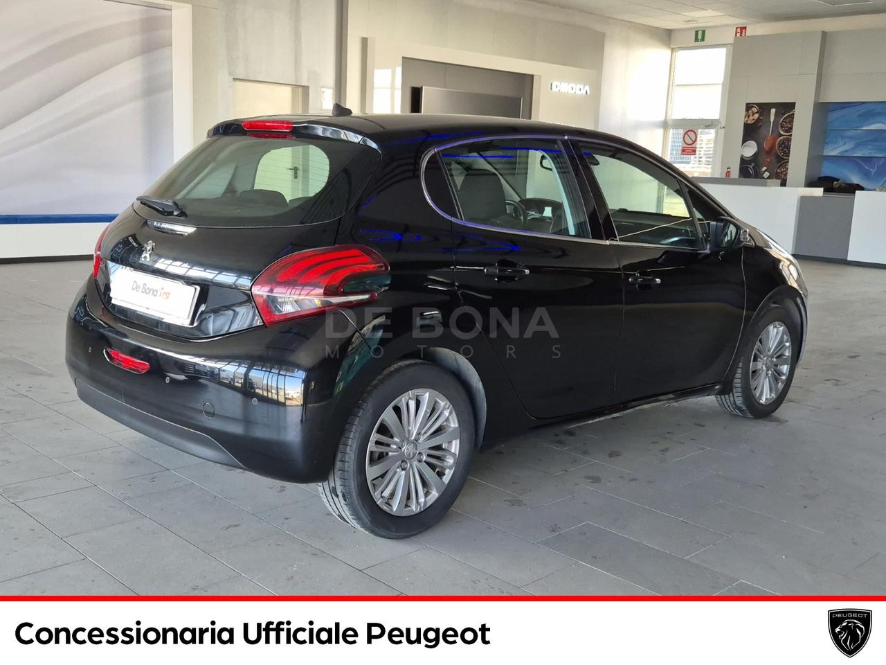 Peugeot 208 5p 1.5 bluehdi allure s&s 100cv 5m
