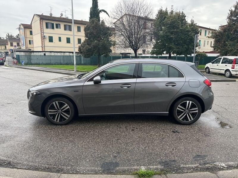 Mercedes-Benz Classe A - W177 2018 A 250 e phev (eq-power) Sport auto