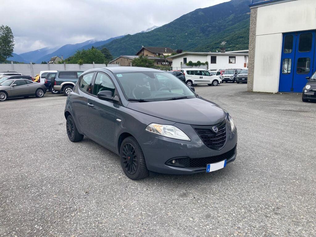 Lancia Ypsilon 1.2 8v Gold c/CL ecochic Gpl 69cv