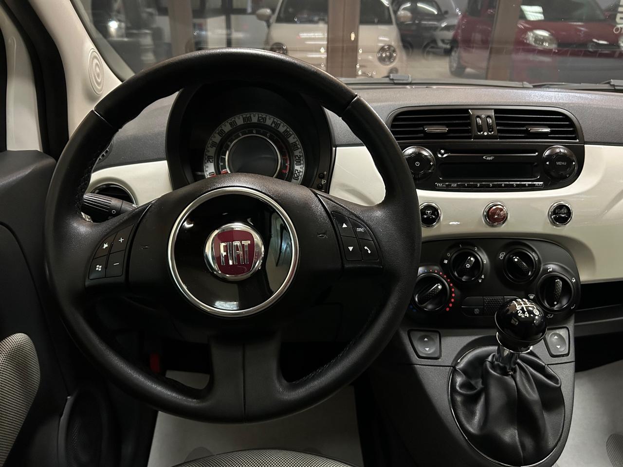 Fiat 500 - 2011 1.2 69cv Lounge 115.000 KM