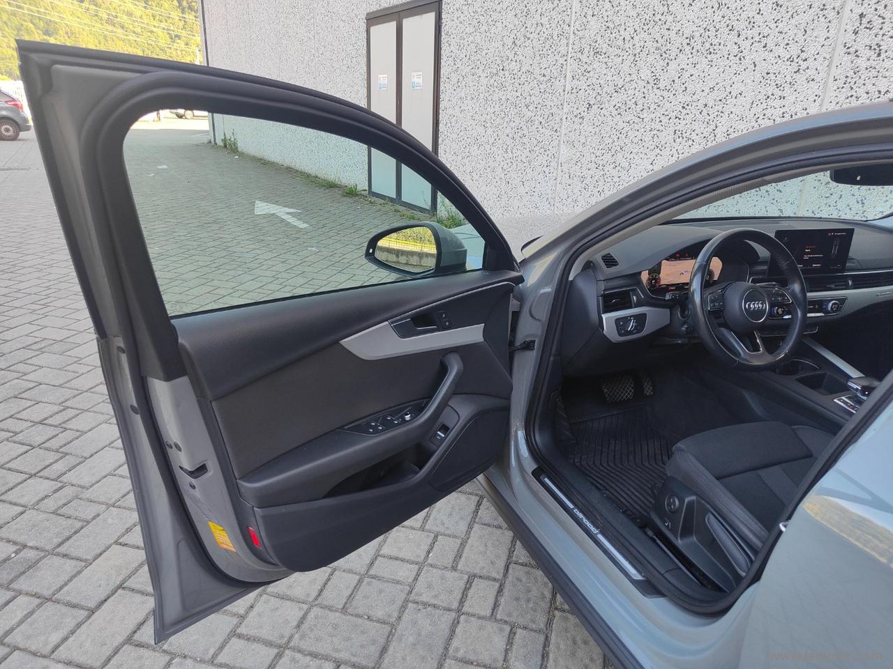 AUDI A4 allroad 40 TDI 190CV S tr. EVO. MY 20 GANCIO SEDILI MASS
