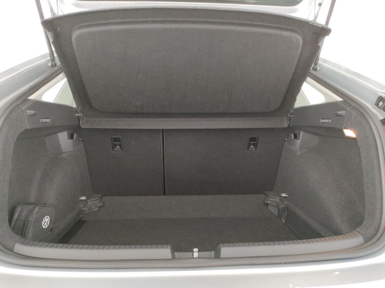 Volkswagen Taigo 1.0 tsi life 110cv dsg