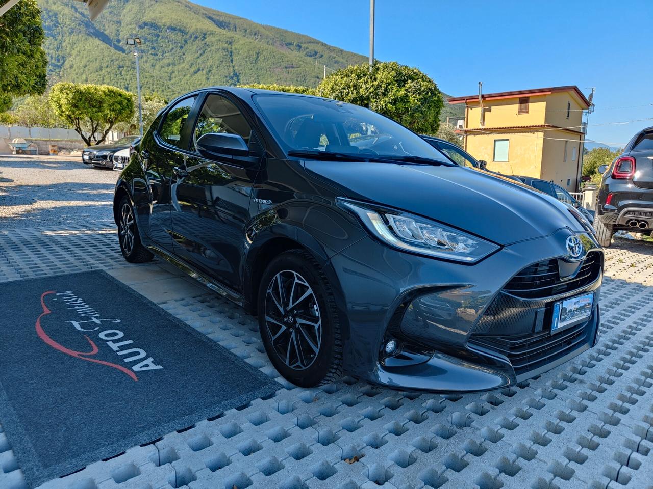 Toyota Yaris 1.5 Hybrid 5 porte Lounge
