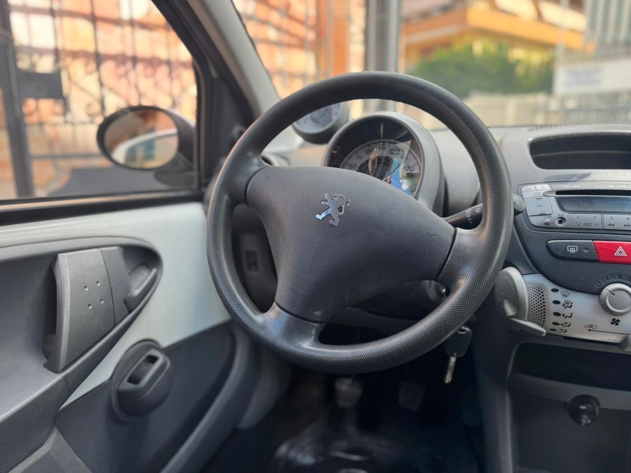Peugeot 107 1.0 68CV 5p. Plaisir