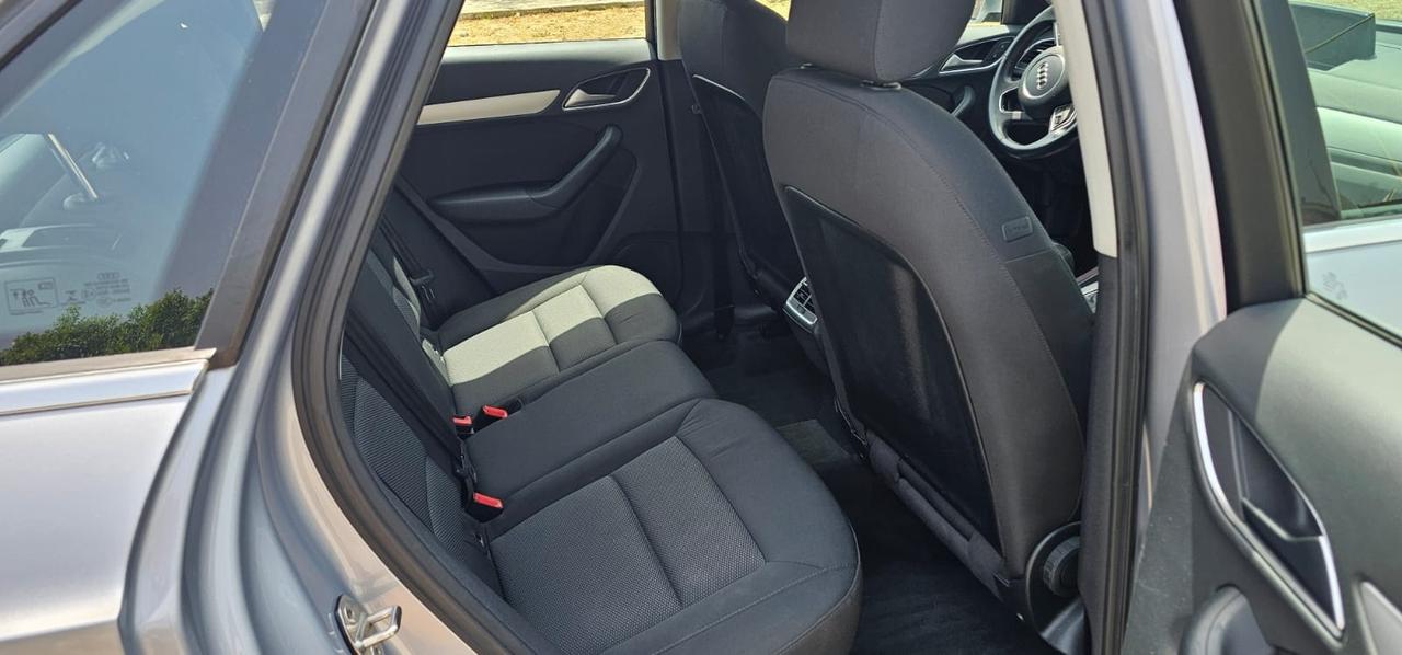 Audi Q3 2.0 TDI 150 CV quattro S tronic Business