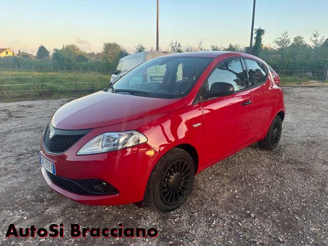 LANCIA Ypsilon 1.0 FireFly 5 porte S&S Hybrid Ecochic Gold