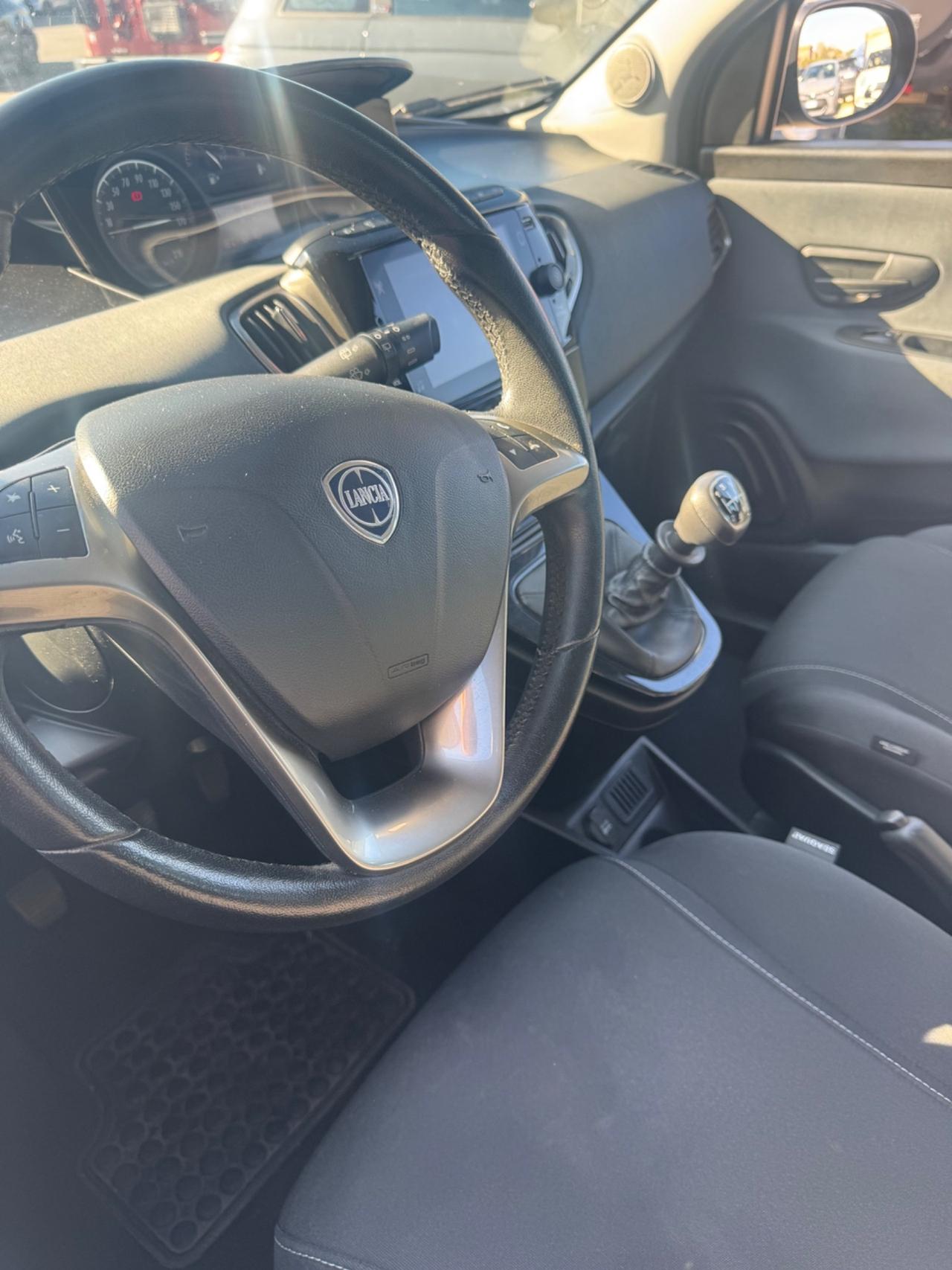 Lancia Ypsilon 1.0 Hybrid Gold Plus PREZZO REALE