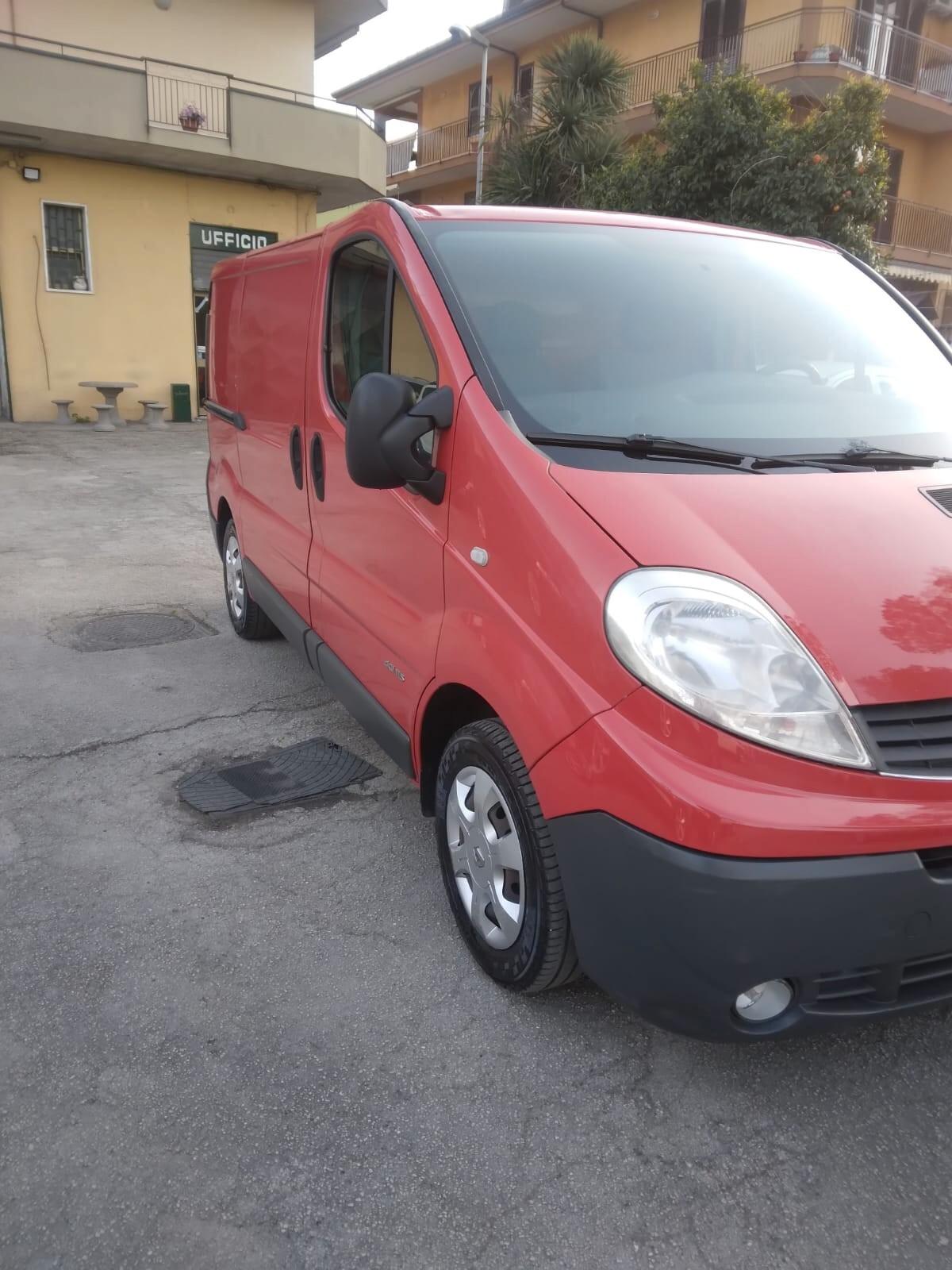 Renault Trafic 2.0 dCi Furgone 2014