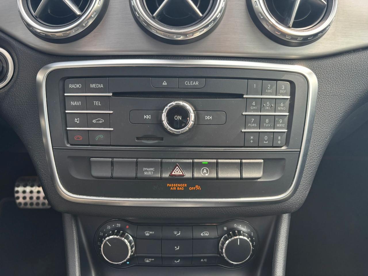 Mercedes-benz GLA 200 d Premium