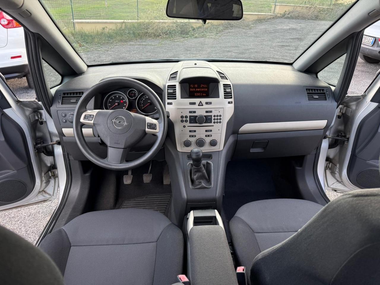 Opel Zafira 1.6 16V VVT Cosmo