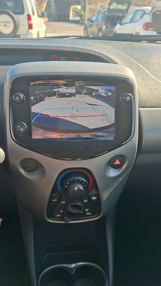Toyota Aygo Connect 1.0 VVT-i 72 CV 5 porte 2021