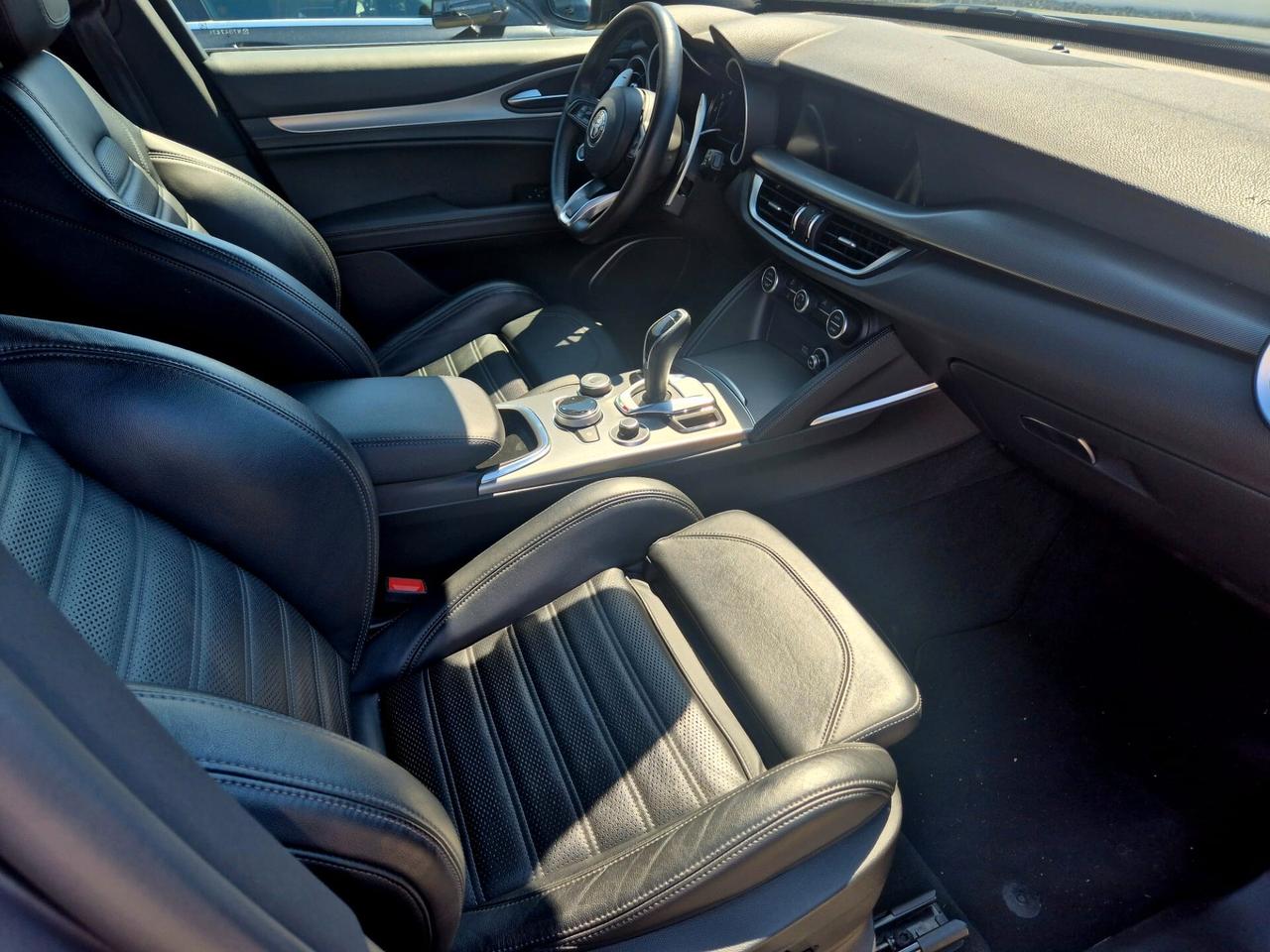 Alfa Romeo Stelvio 2.2 Turbodiesel 210 CV AT8 Q4 Veloce