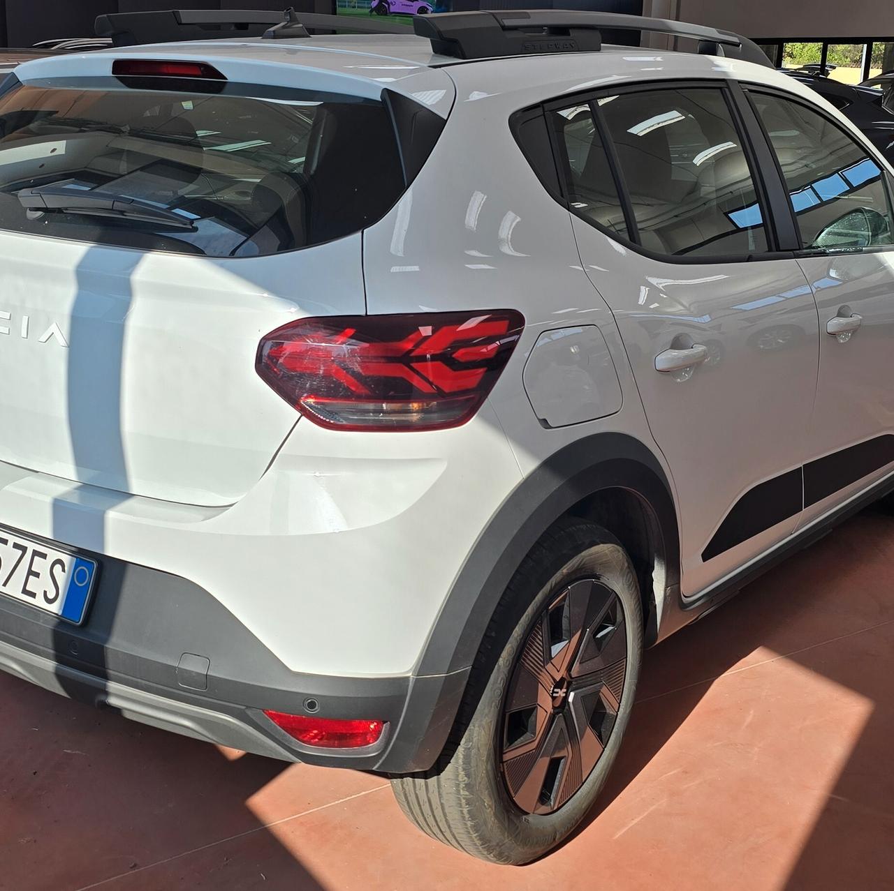 Dacia Sandero Stepway 1.0 TCe 90 CV (66 kW) Expression – Il Crossover Pratico ed Economico