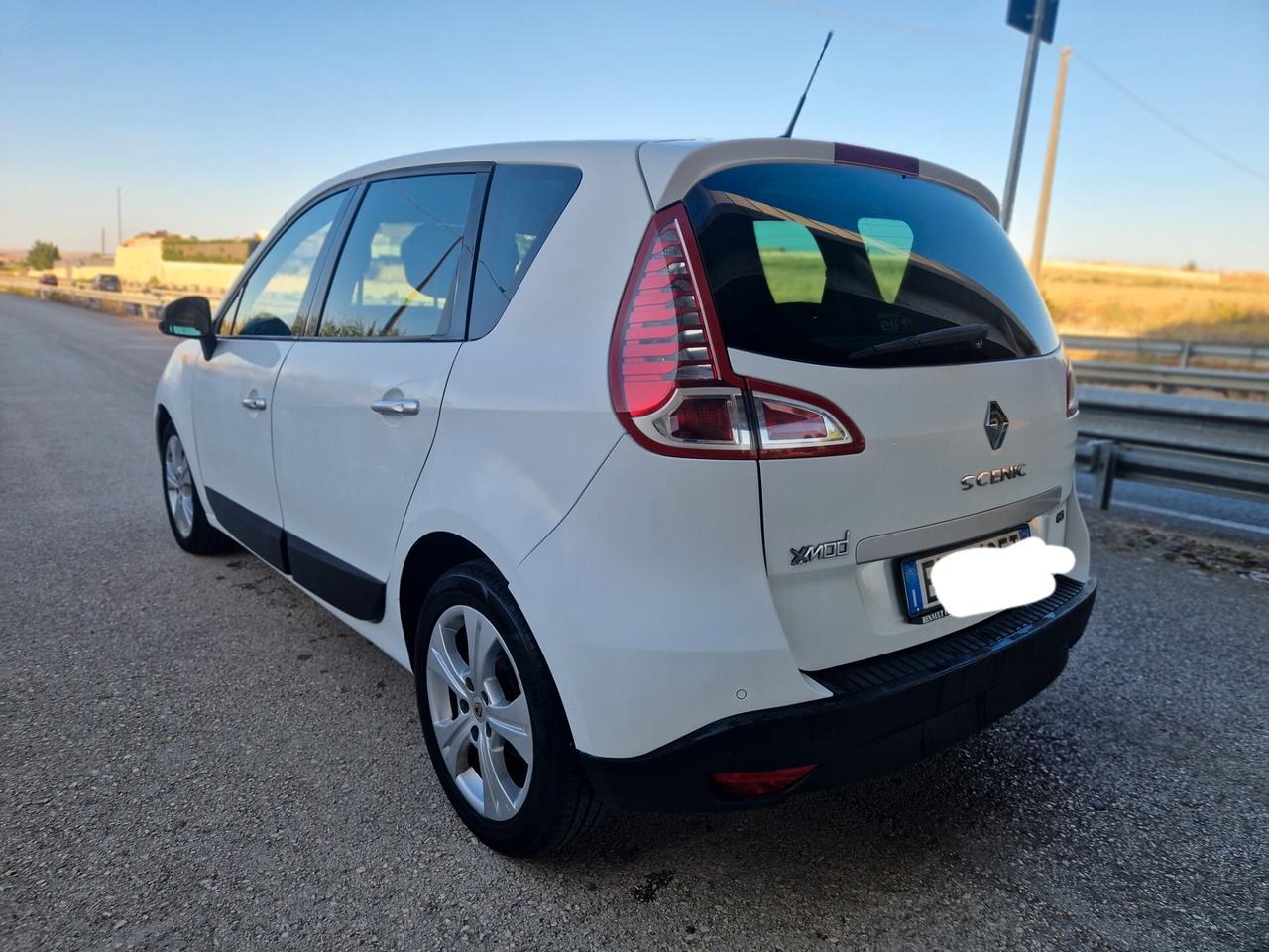 Renault Scenic Scénic XMod 1.5 dCi 110CV Start&Stop Live
