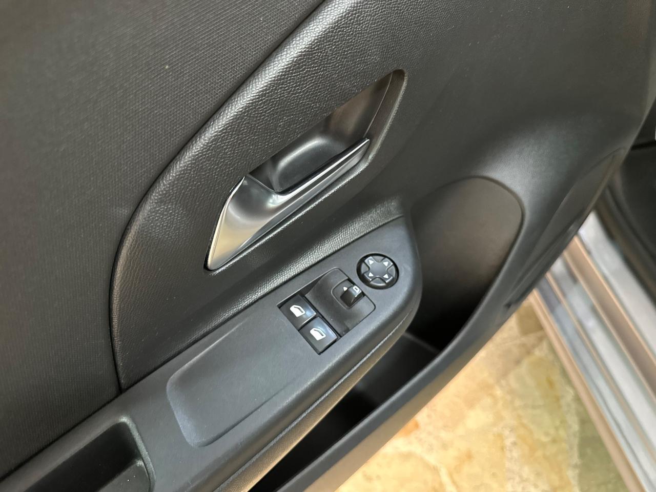 Opel Corsa 1.2 Elegance