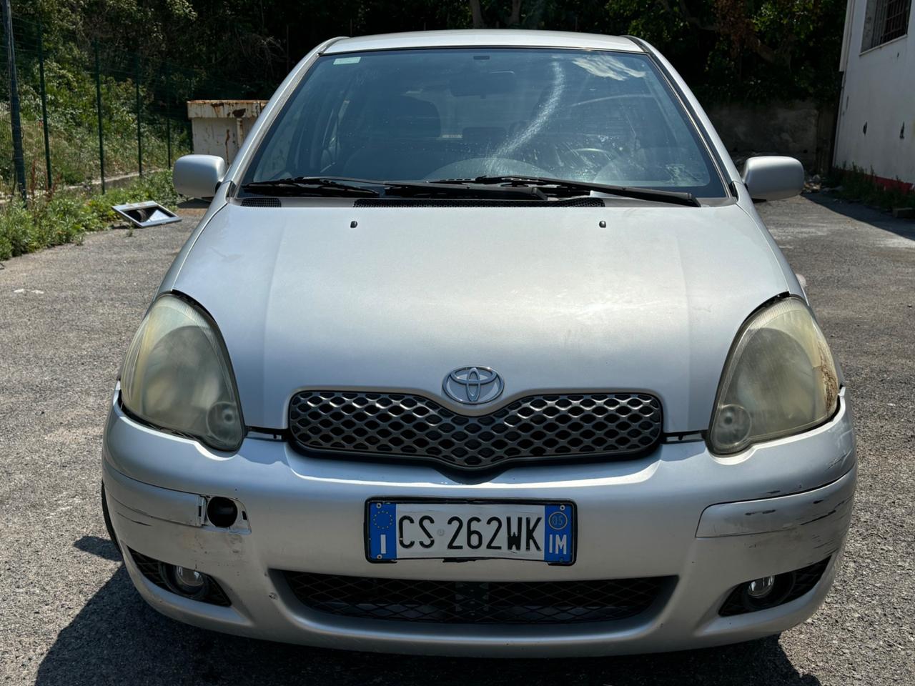 Toyota Yaris 1.0i 16V cat 5 porte