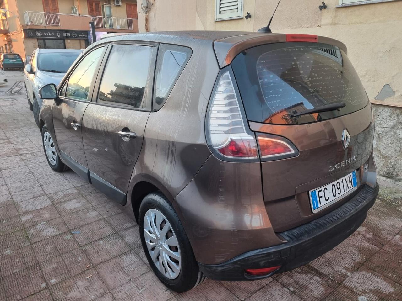 Renault Scénic XMod 1.5 dCi 110CV Wave