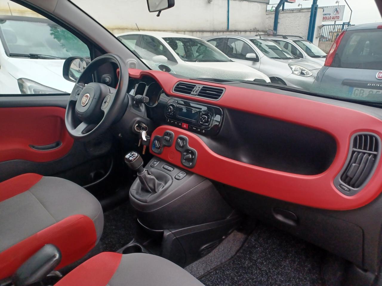 Fiat Panda 1.3 MJT Lounge 2016 EURO 6