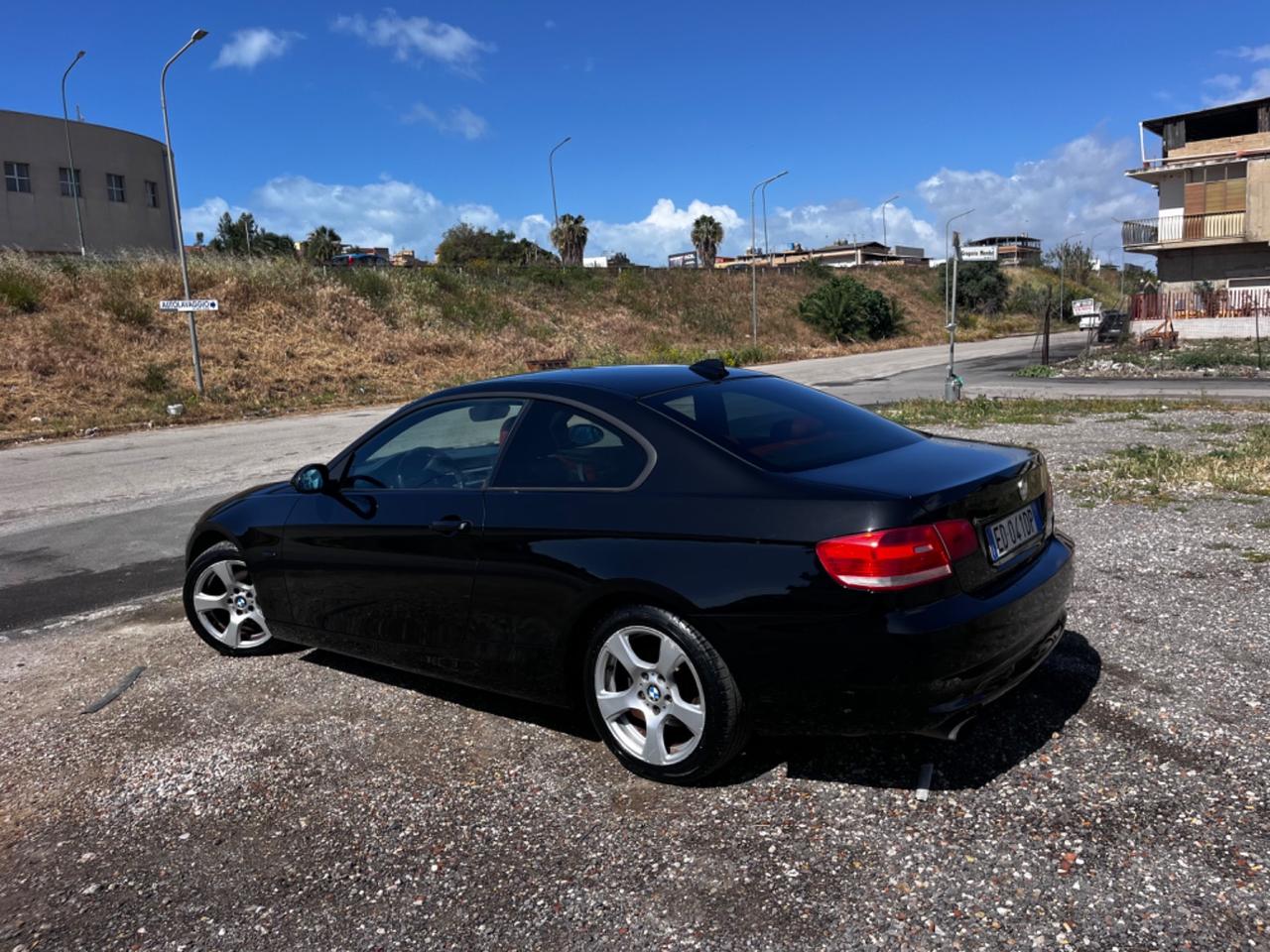 Bmw 320 i Coupe 2.0 benzina Seminuova