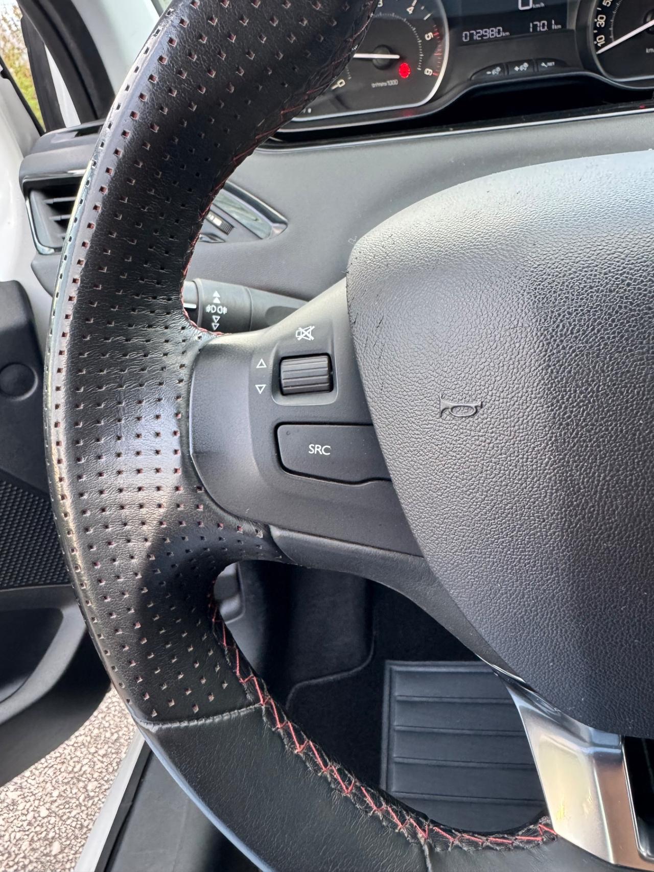 Peugeot 208 1.6 hdi SOLO 73.000 CHILOMETRI