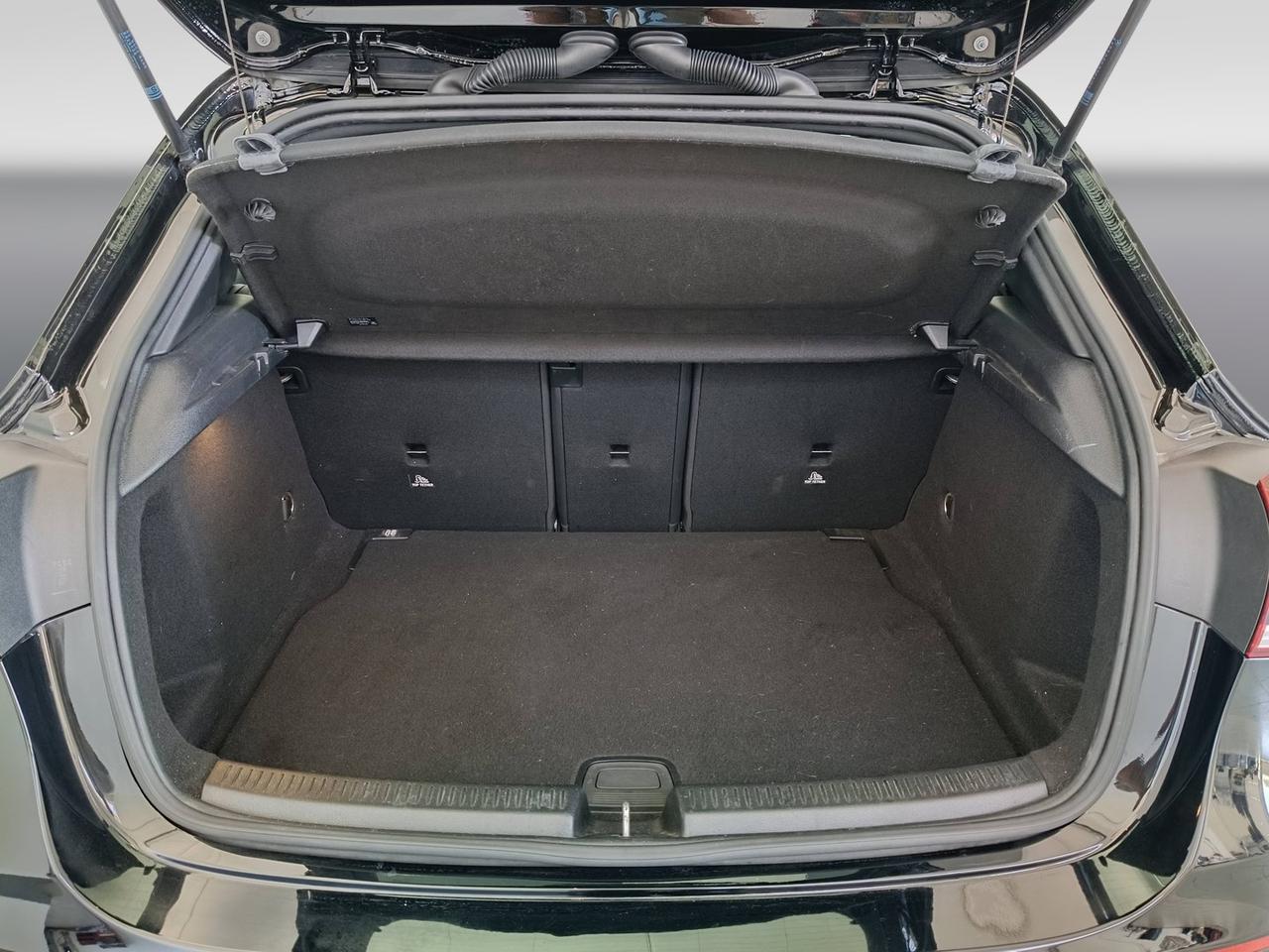 Mercedes-Benz Classe A - W177 2018 - A 180 d Business Extra auto