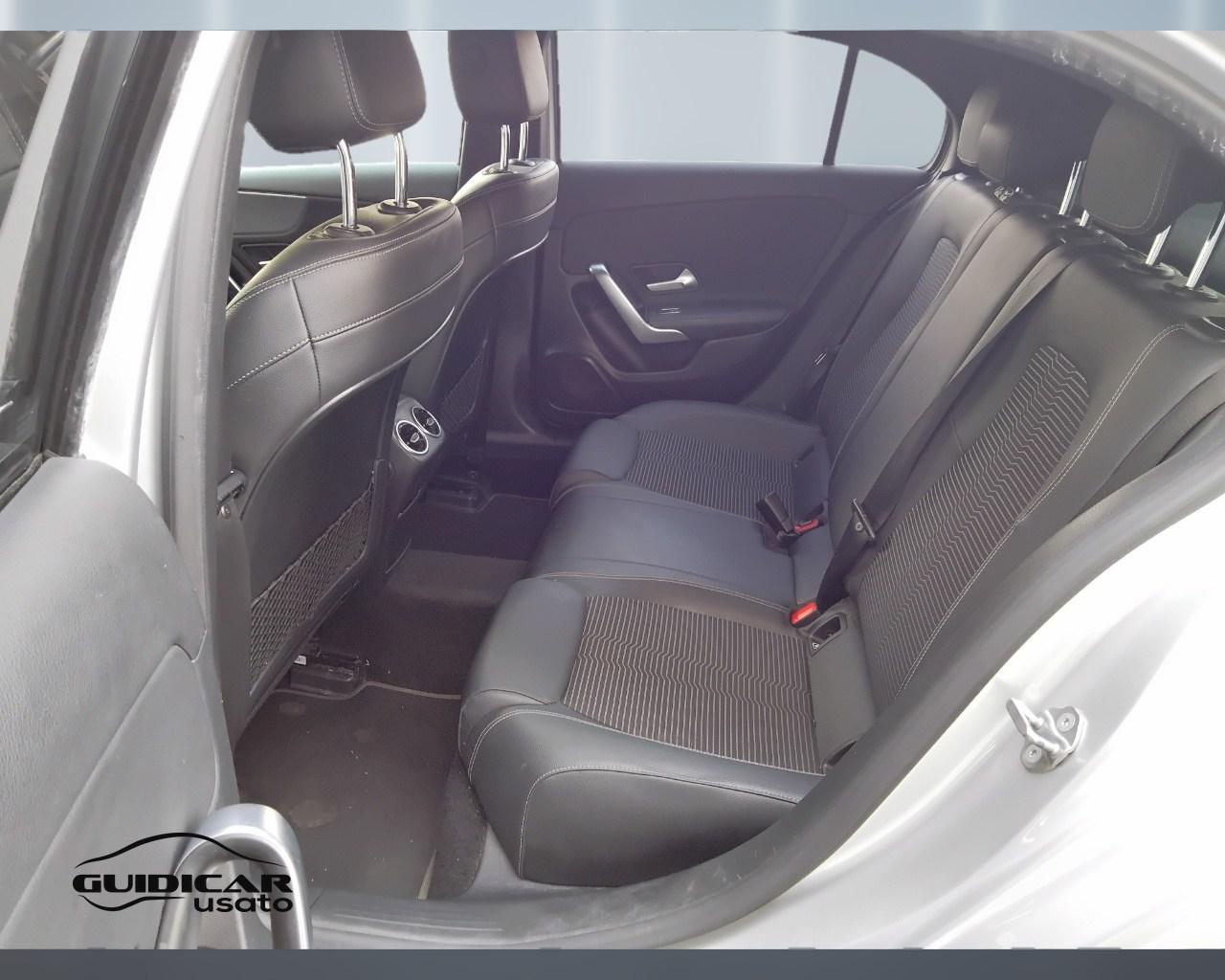 Mercedes-Benz Classe A - W177 2018 - A 180 d Sport auto