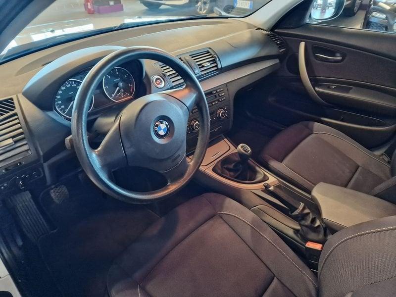 BMW Serie 1 118d 2.0 143CV cat 5 porte Attiva